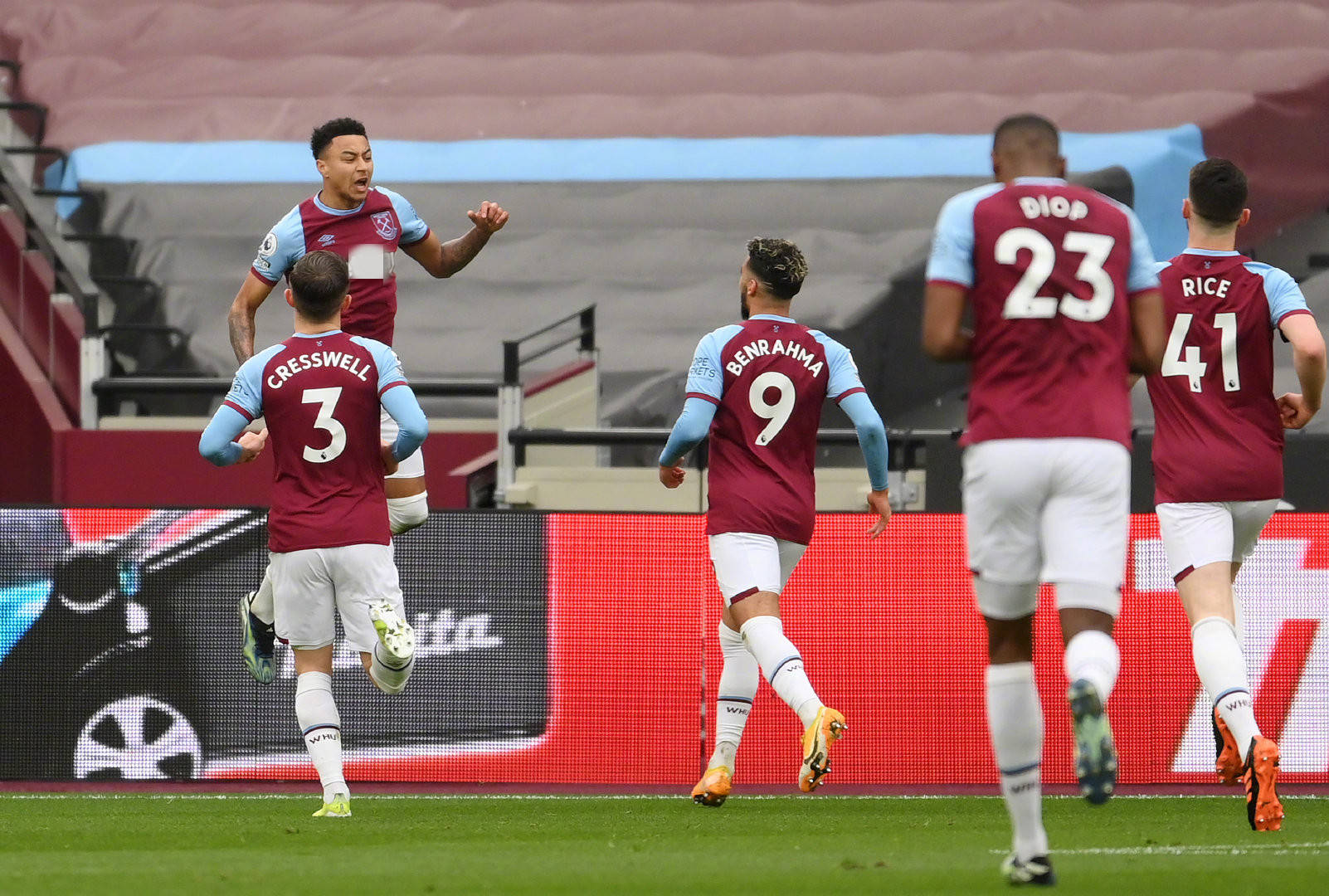 比赛充满了 比赛充满了